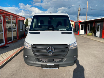 Furgoneta MERCEDES-BENZ Sprinter 519