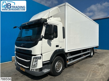 Camión caja cerrada VOLVO FM 330