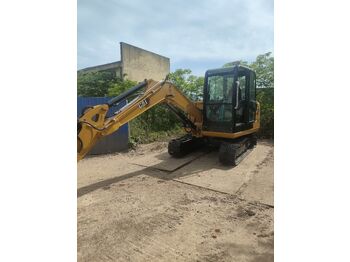 Miniexcavadora CATERPILLAR 306E2