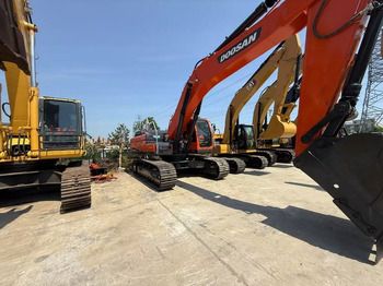 Excavadora de cadenas DOOSAN DX340