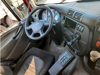 Foto del interior 1: Chasis camión DAF CF75.310 6X2