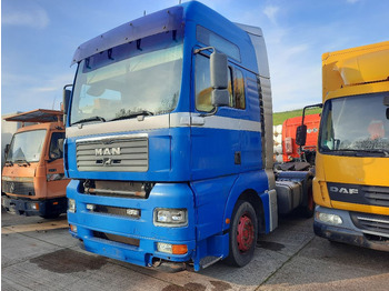 Cabeza tractora MAN TGA 18.480