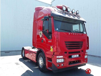 Cabeza tractora Iveco Stralis 540 Ferrari edition: foto 1