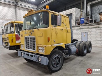 Foto del interior 1: Cabeza tractora MACK F 700 francais/french