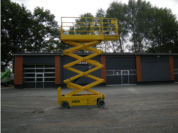 Camión con plataforma elevadora GENIE