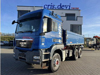 Volquete camión MAN TGS 26.440