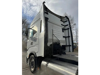 Cabeza tractora Iveco Stralis S-Way*460*LNG*Retarder*2 Tanks: foto 5