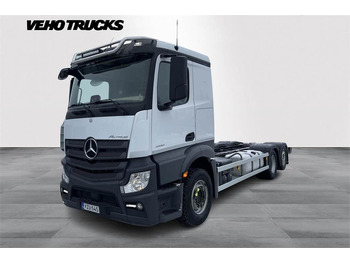 Leasing financiero de  Mercedes-Benz Actros 2551L 6x2 alusta leasing Mercedes-Benz Actros 2551L 6x2 alusta: foto 1