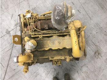 Maquinaria de construcción CATERPILLAR
