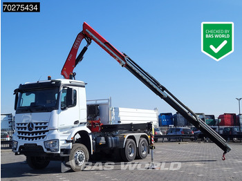 Volquete camión MERCEDES-BENZ Arocs