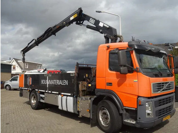Camión grúa VOLVO FM