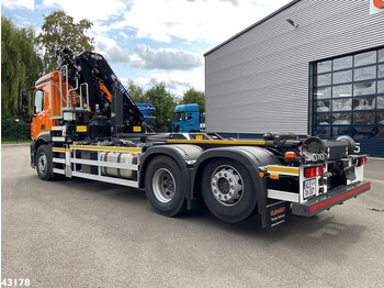 Multibasculante camión, Camión grúa Mercedes-Benz Actros 2643 Euro 6 HMF 23 Tonmeter laadkraan: foto 2
