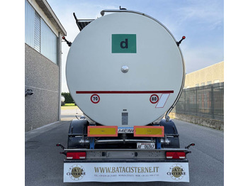 Cisterna semirremolque para transporte de alimentos Bata SANTI/MENCI 13.000-8.000-13.000LT: foto 3 Cisterna semirremolque para transporte de alimentos Bata SANTI/MENCI 13.000-8.000-13.000LT: foto 3