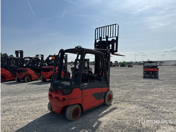 Carretilla elevadora eléctrica 2014 Linde E30L-01 3000 kg Electric Forklift: foto 4