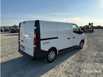Furgoneta pequeña 2017 Nissan NV300 Autocarro furgonato: foto 4