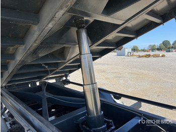 Volquete camión Iveco Eurocargo 140E18 Autocarro ribaltabile: foto 4