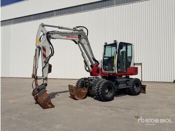 Excavadora de ruedas TAKEUCHI