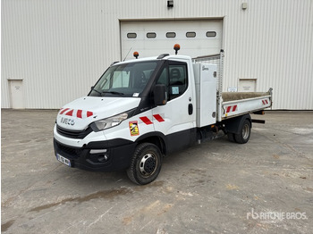 Volquete furgoneta IVECO