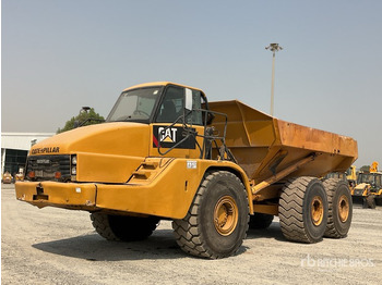 Dúmper articulado CATERPILLAR 740