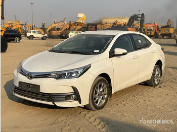 Coche TOYOTA