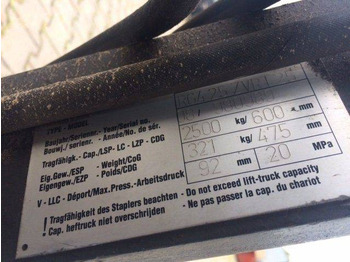 Implemento Griptech Fork positioner with Reach forks: foto 5