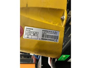 Piezas de recambio para Equipo de manutención Hawker Life Tech 24V/60A: foto 2 Piezas de recambio para Equipo de manutención Hawker Life Tech 24V/60A: foto 2
