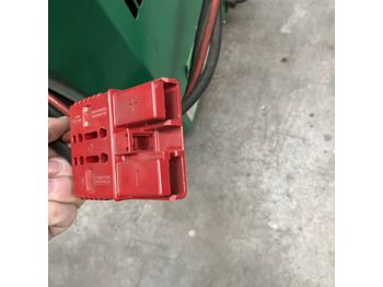 Piezas de recambio para Equipo de manutención Hoppecke 48V/135A: foto 5