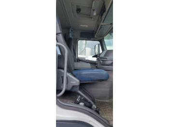 Cisterna camión VOLVO FM: foto 2