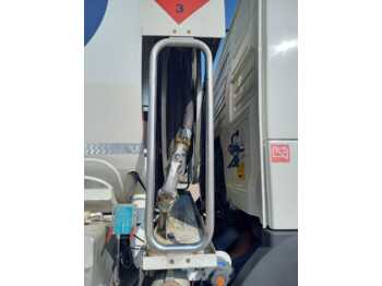 Cisterna camión Volvo FM: foto 3