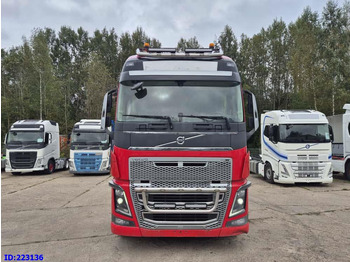 Chasis camión VOLVO FH16 750HP - 8x4 -Big Axles: foto 2
