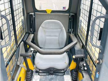 Minicargadora Gehl SL4240 (4035): foto 5