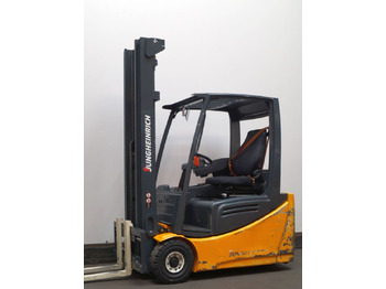 Carretilla elevadora eléctrica JUNGHEINRICH EFG