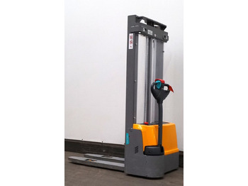 Apilador Jungheinrich EJC M10: foto 2