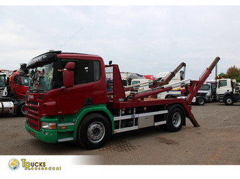Portacontenedor de cadenas camión SCANIA P 270