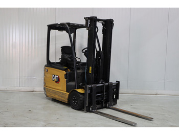 Carretilla elevadora eléctrica CATERPILLAR EP16