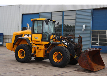 Cargadora JCB 427