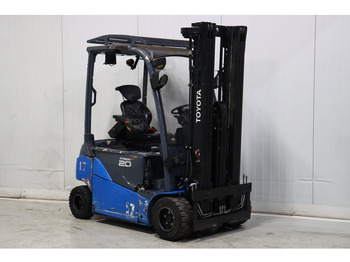 Carretilla elevadora eléctrica TOYOTA