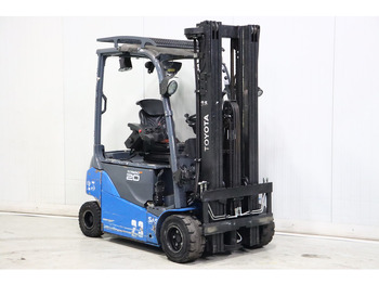 Carretilla elevadora eléctrica TOYOTA