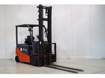 Carretilla elevadora eléctrica TOYOTA