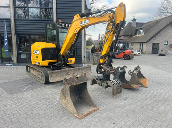 Miniexcavadora JCB