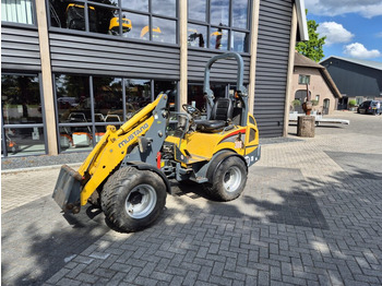 Cargadora articulada MUSTANG AL 306 miniloader: foto 2