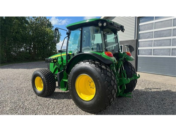 Tractor John Deere 5090 M Med græsdæk: foto 3