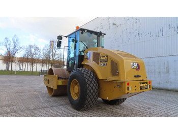 Leasing financiero de  Caterpillar CS66B leasing Caterpillar CS66B: foto 4