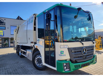 Leasing financiero de  Mercedes-Benz ECONIC 2630 6X2 dwukomorowa two chamber leasing Mercedes-Benz ECONIC 2630 6X2 dwukomorowa two chamber: foto 1