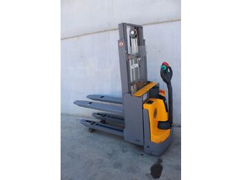 Apilador JUNGHEINRICH EJD