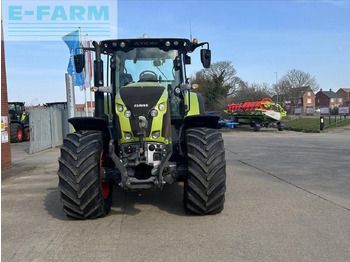 Tractor CLAAS AXION 830: foto 3