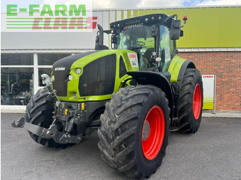 Tractor CLAAS Axion 920