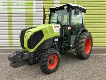 Tractor CLAAS Nexos 220