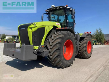 Tractor CLAAS Xerion 5000