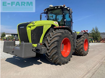 Tractor CLAAS Xerion 5000
